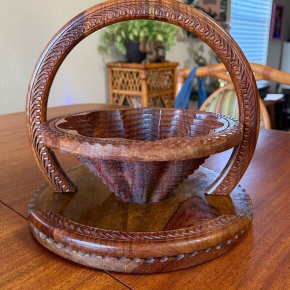 Vintage Hand Carved Rosewood Wooden Folding Basket Trivet with Handle - Picture 8 of 13